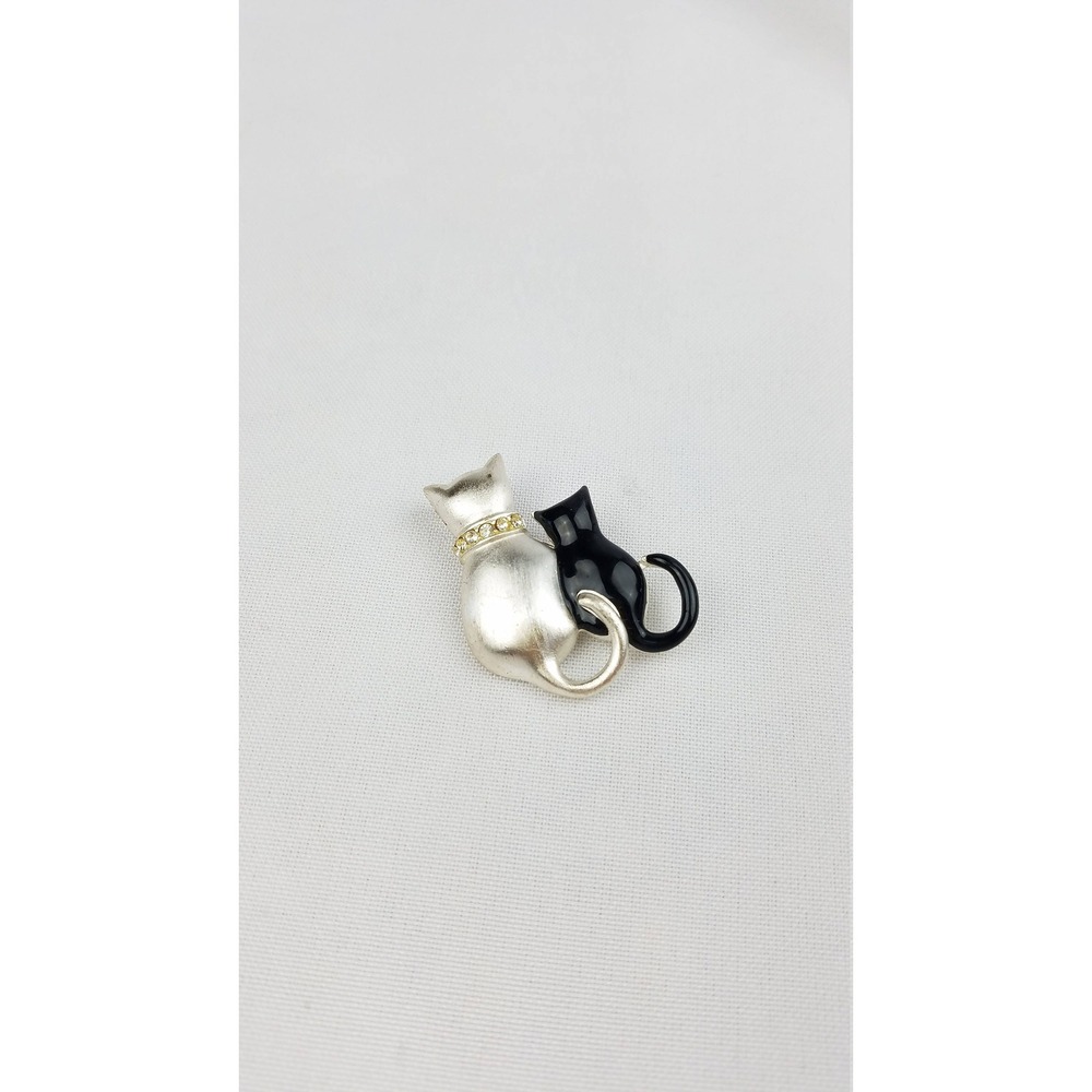 Vintage enamel two cats brooch silver tone black kitten